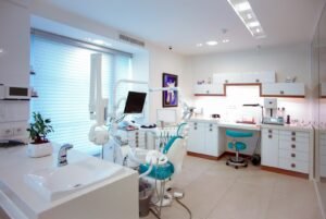 Why a Curated Dental Clinic Network Matters for International Patients